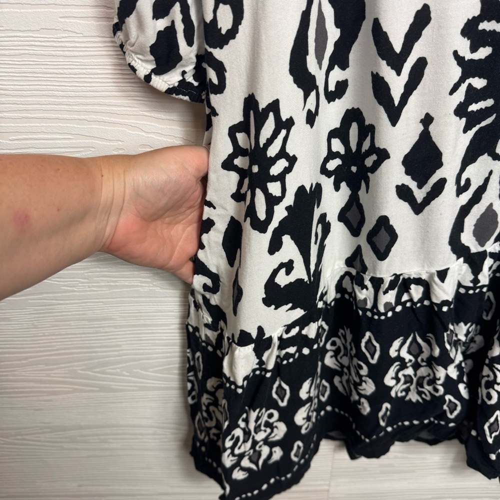 CATO Black and White Floral Women's Dress Flowy Pockets - Picture 8 of 13